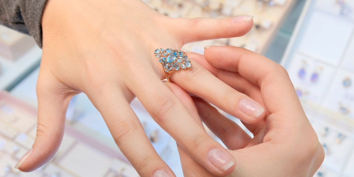 Best Lab Grown Diamond Solitaire Rings details