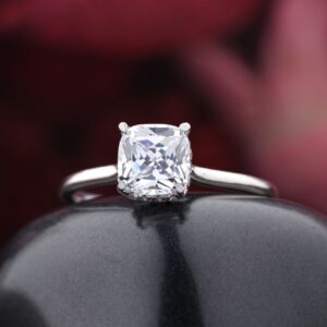 Do Cushion Cut Diamonds Look Smaller? What Affects Their Face-Up Size and How to Choose One