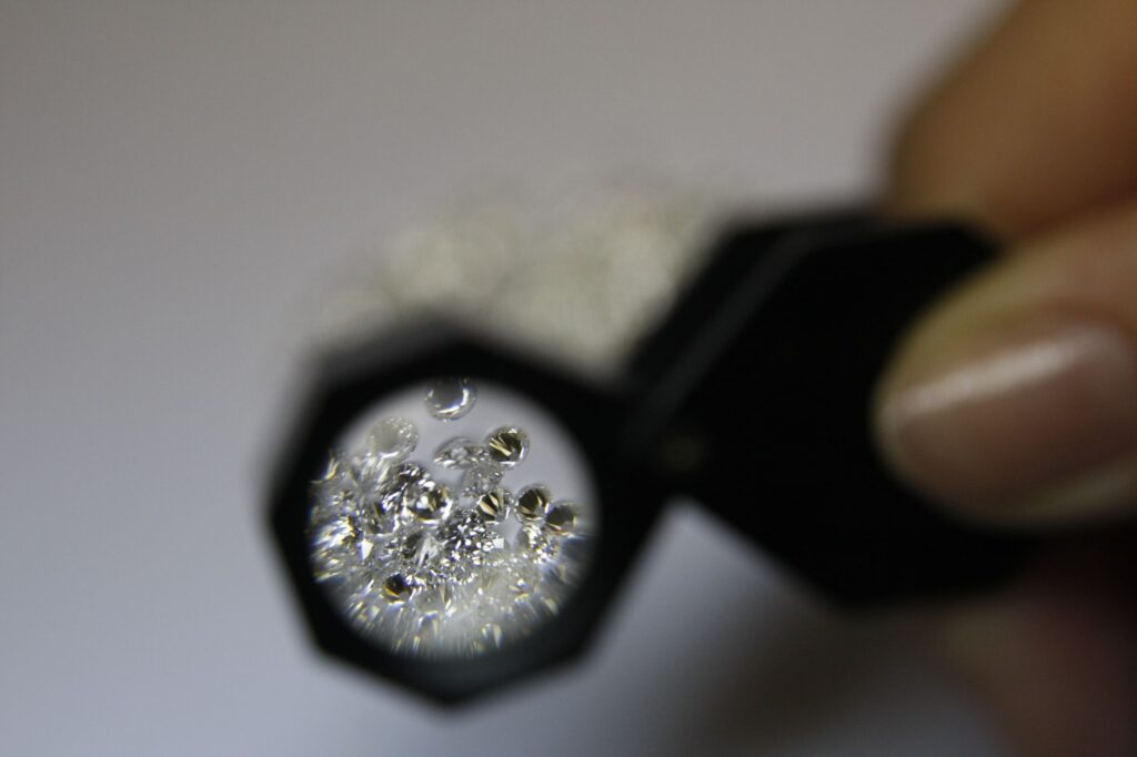 G vs H Color Diamonds: Which Grade Offers Better Value and Looks Whiter?