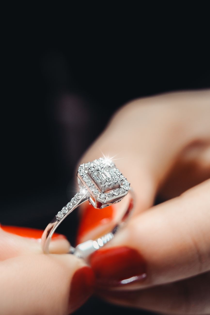 Is a 0.5 Carat Diamond Big Enough? Size, Look, and What to Expect