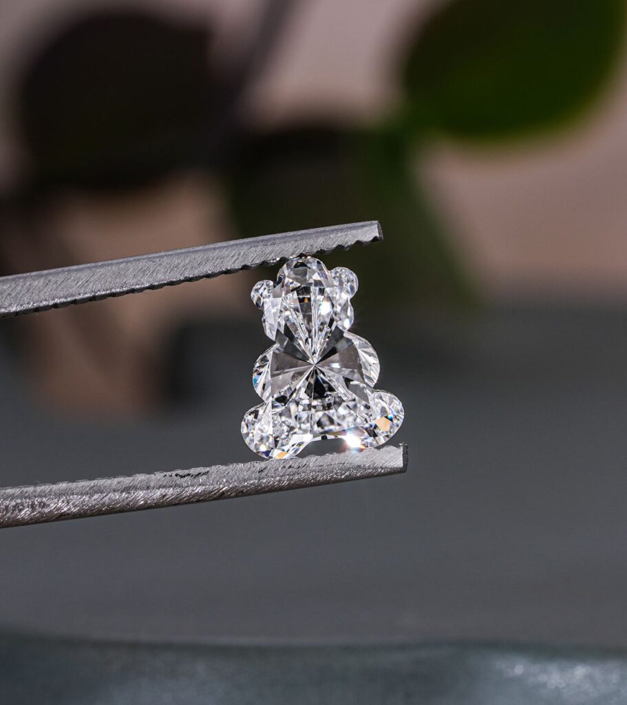 What Is an Asscher Cut Lab Grown Diamond? Guide to Shape, Sparkle & Buying Tips